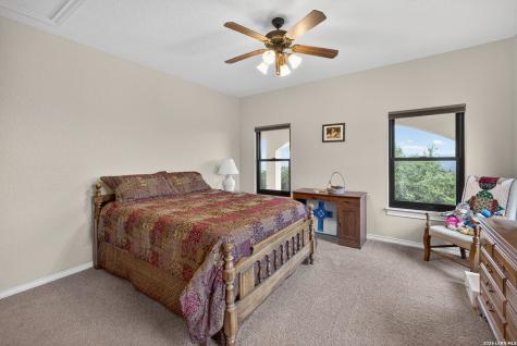 1076 Saddleback Ridge Trail Bandera TX 78003