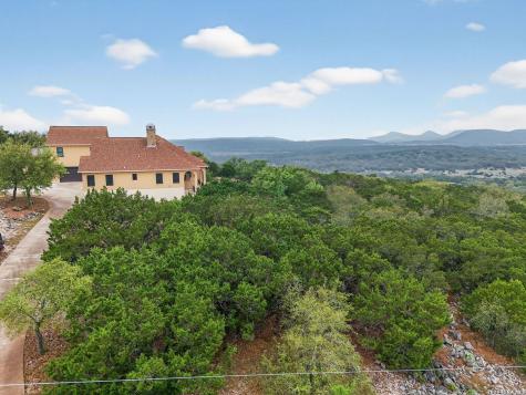 1076 Saddleback Ridge Trail Bandera TX 78003