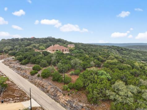 1076 Saddleback Ridge Trail Bandera TX 78003