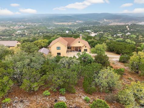 1076 Saddleback Ridge Trail Bandera TX 78003