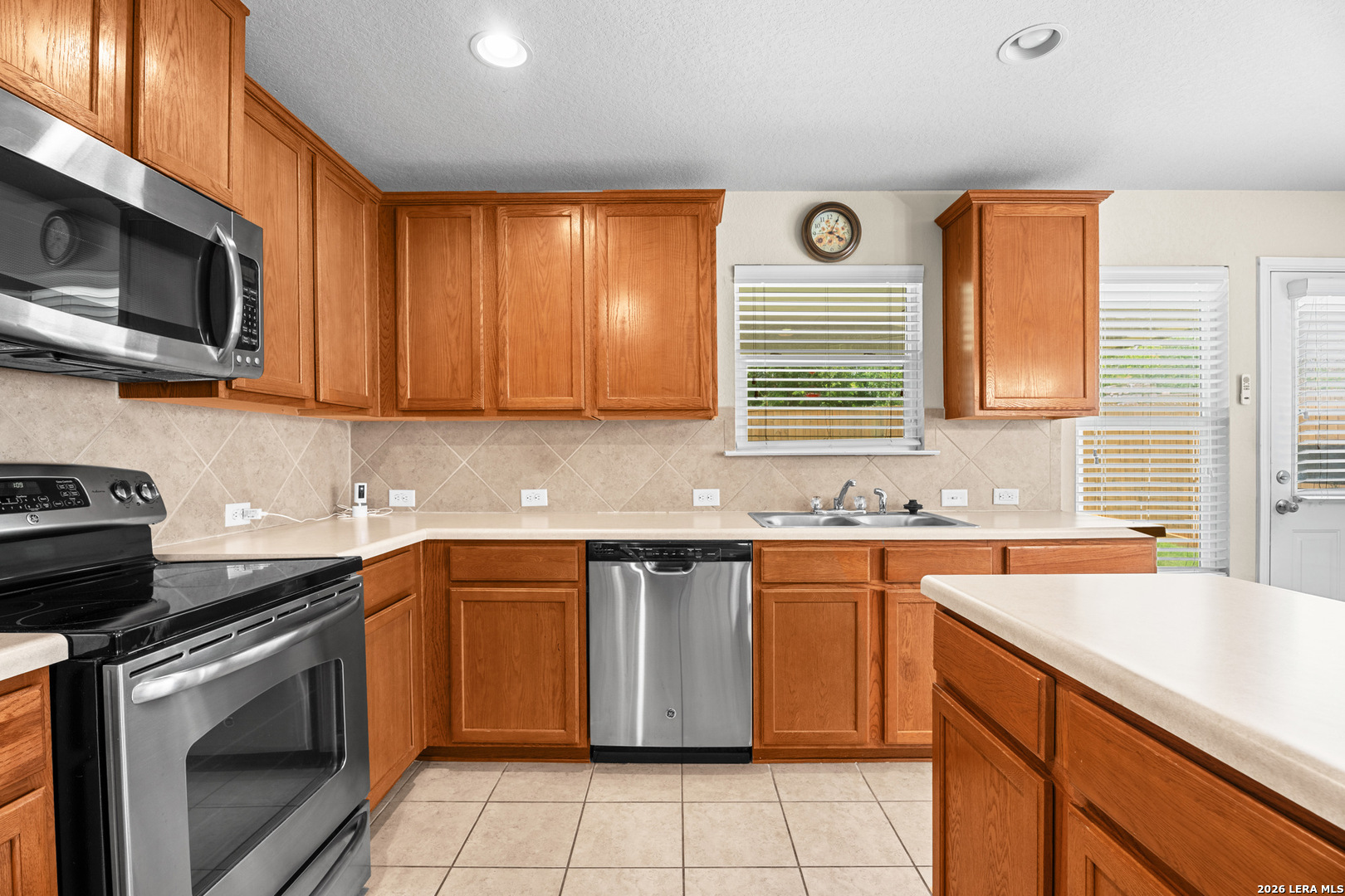 107 Finch Knoll San Antonio TX 78253