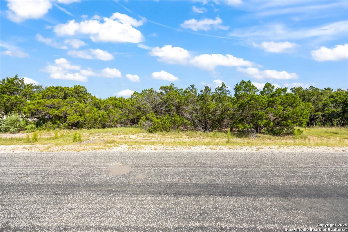 1219 Silent Hollow San Antonio TX 78260