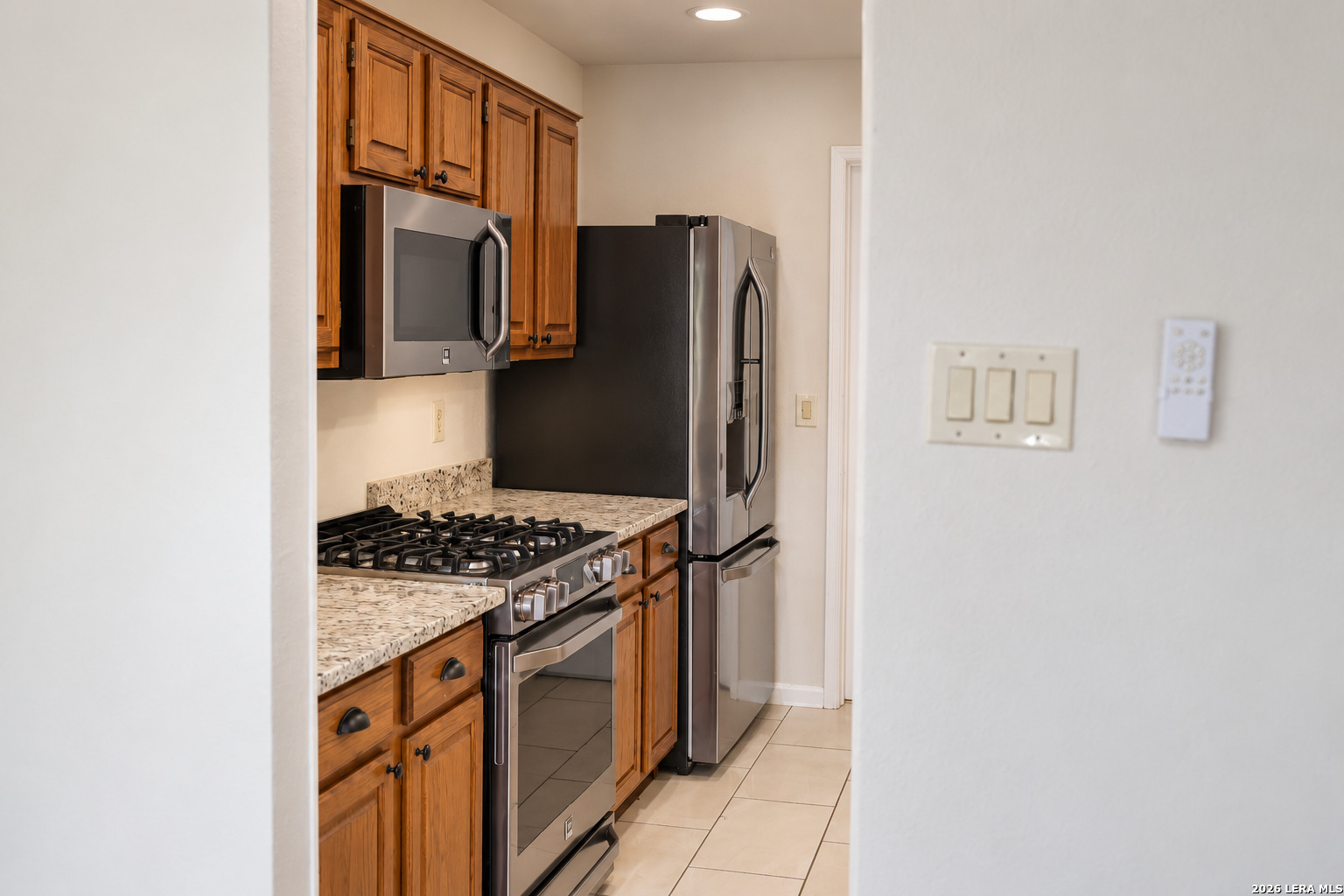 7606 Forest Moon Live Oak TX 78233