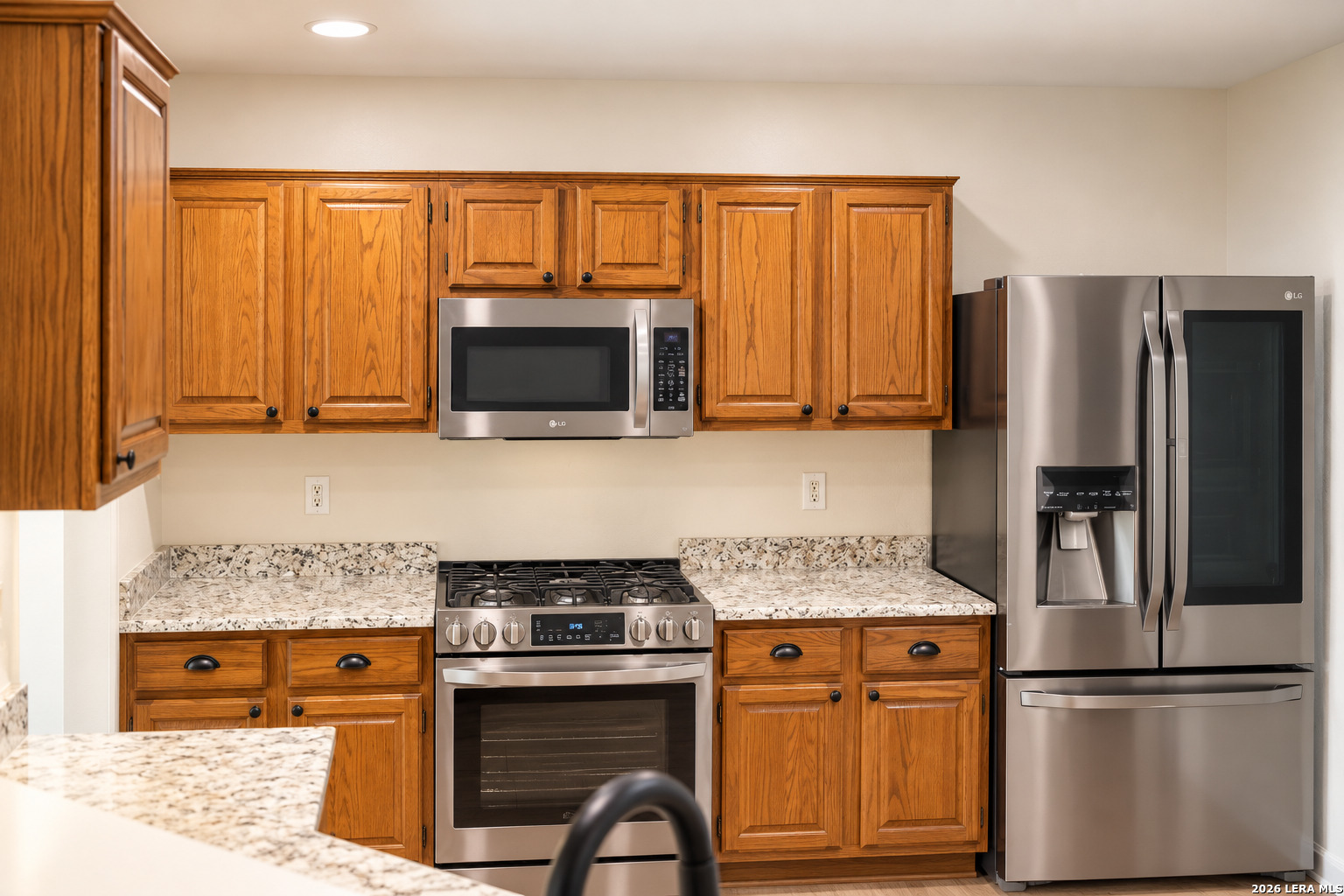 7606 Forest Moon Live Oak TX 78233