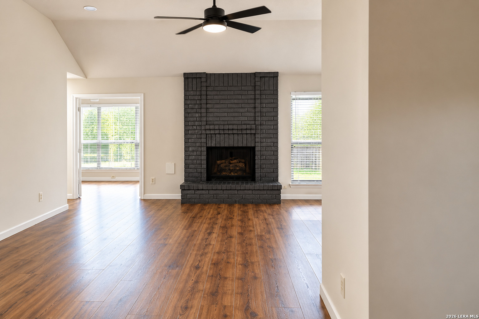 7606 Forest Moon Live Oak TX 78233