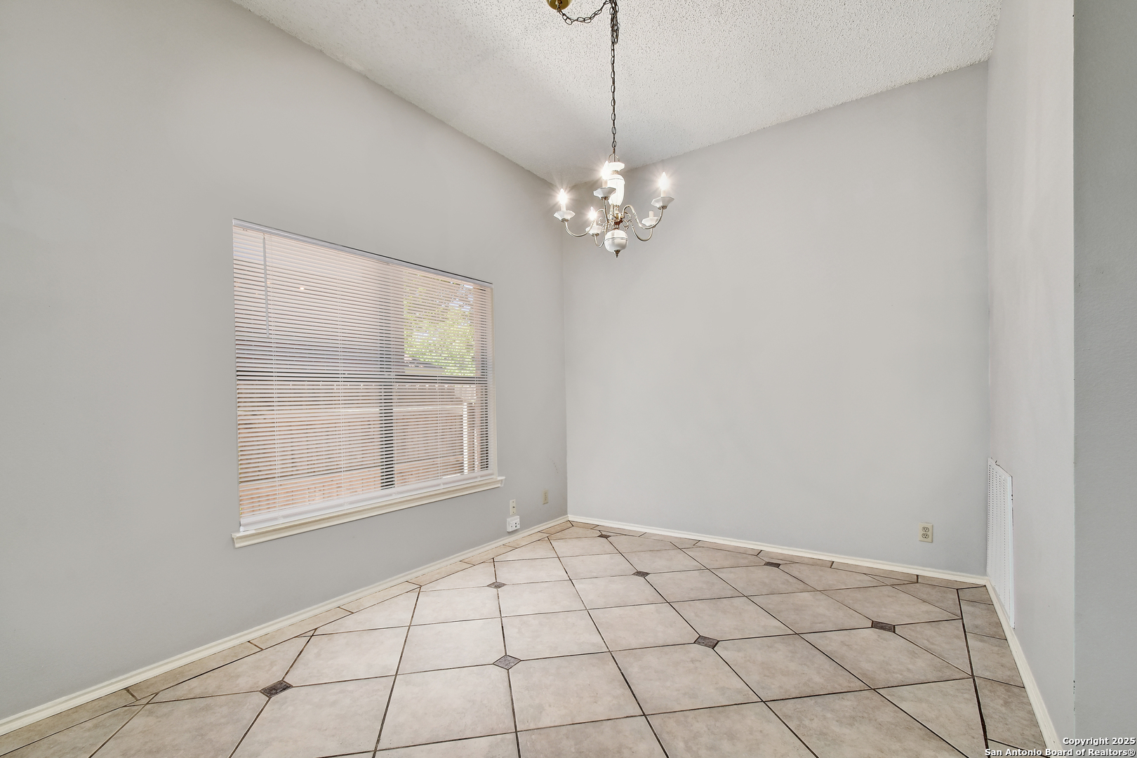 3234 Falcon Grove San Antonio TX 78247