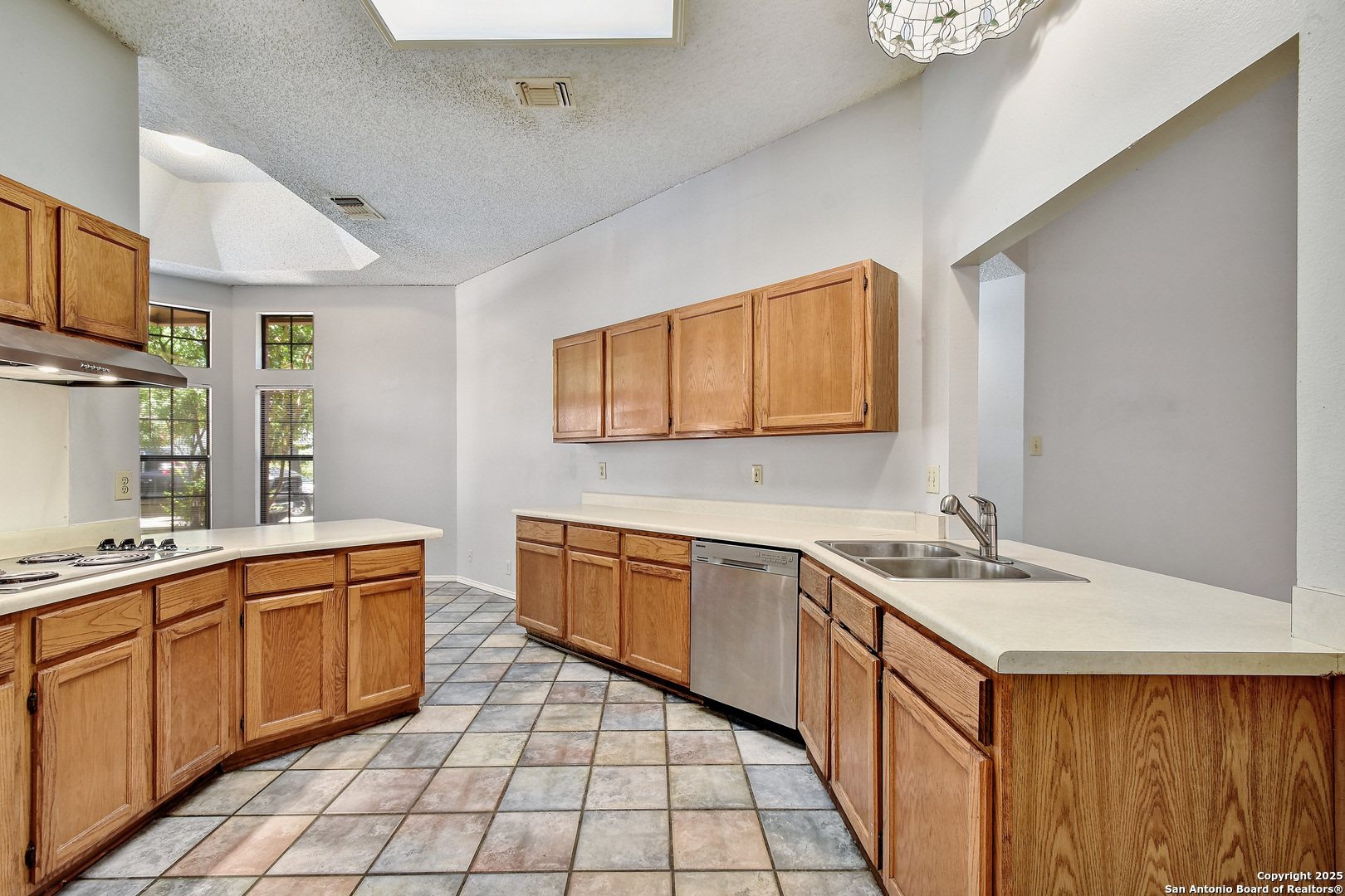 3234 Falcon Grove San Antonio TX 78247