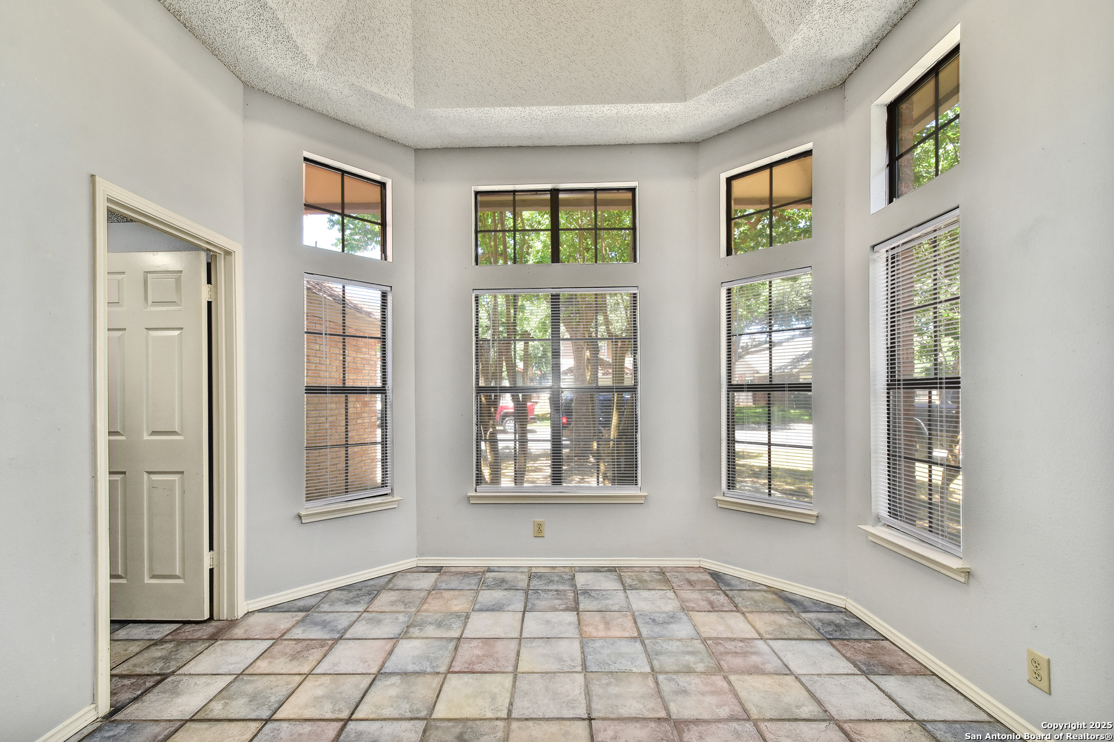3234 Falcon Grove San Antonio TX 78247