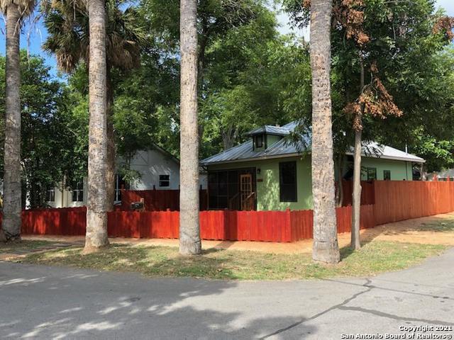 105 Fairbanks Avenue San Antonio TX 78210