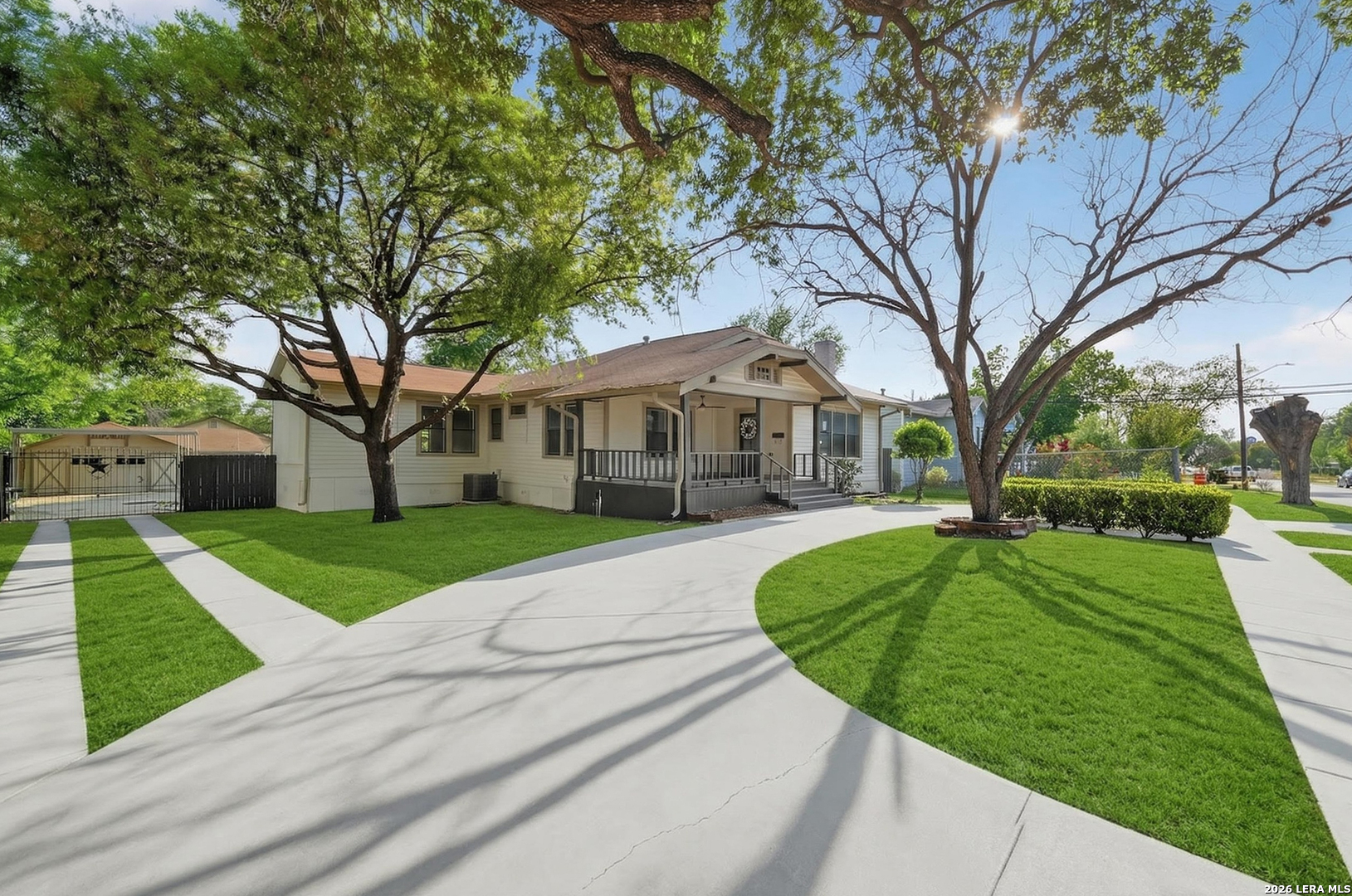 806 Kayton Avenue San Antonio TX 78210