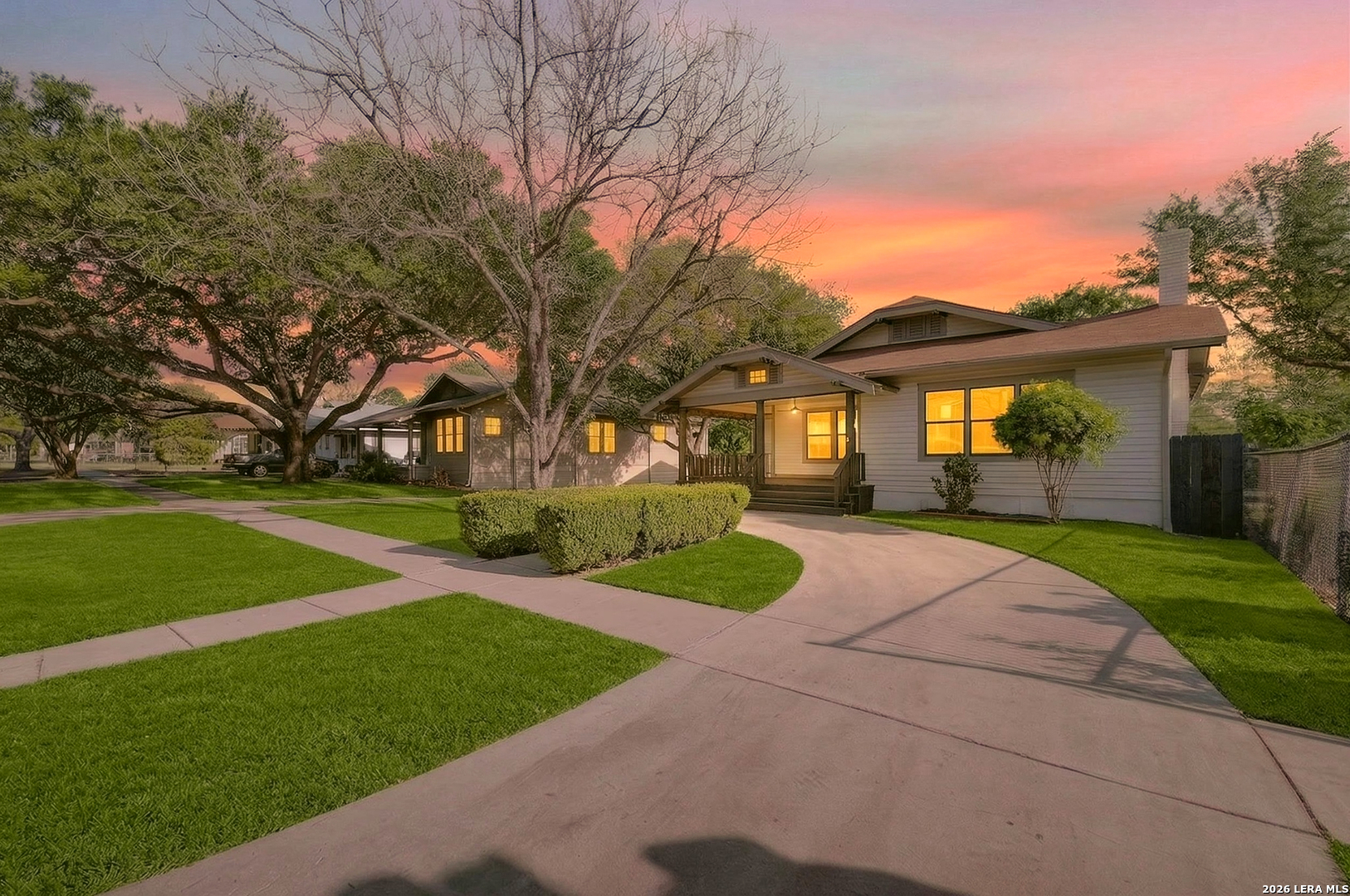 806 Kayton Avenue San Antonio TX 78210