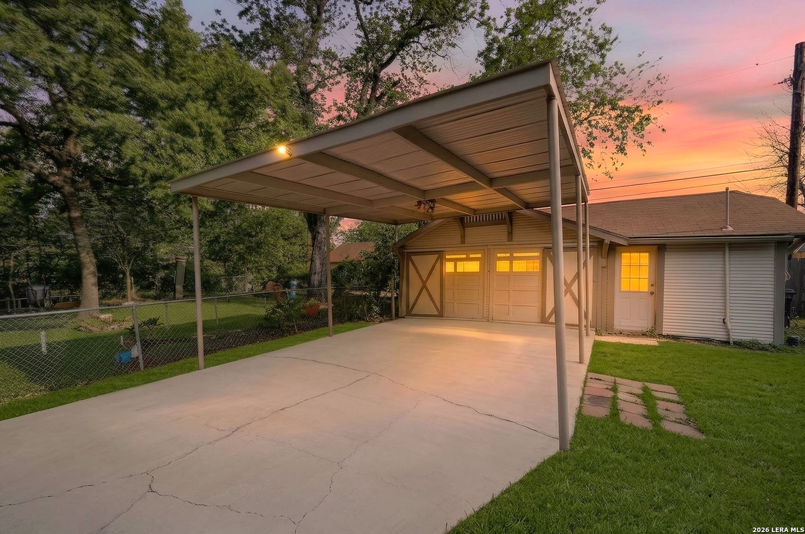 806 Kayton Avenue San Antonio TX 78210