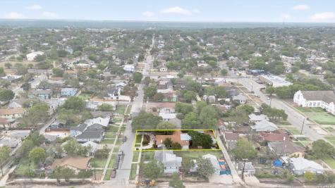 806 Kayton Avenue San Antonio TX 78210