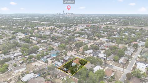 806 Kayton Avenue San Antonio TX 78210