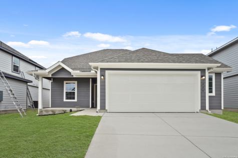 1224 Sweden Seguin TX 78155