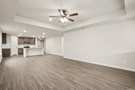 1224 Sweden Seguin TX 78155