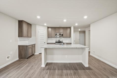 1224 Sweden Seguin TX 78155