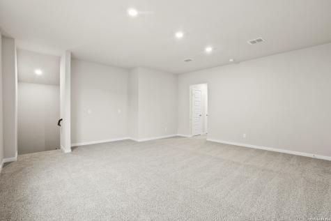 1224 Sweden Seguin TX 78155