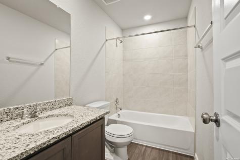 1224 Sweden Seguin TX 78155
