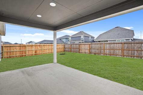 1224 Sweden Seguin TX 78155