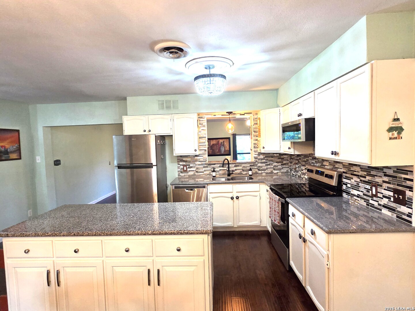 205 Trudy Lane Universal City TX 78148
