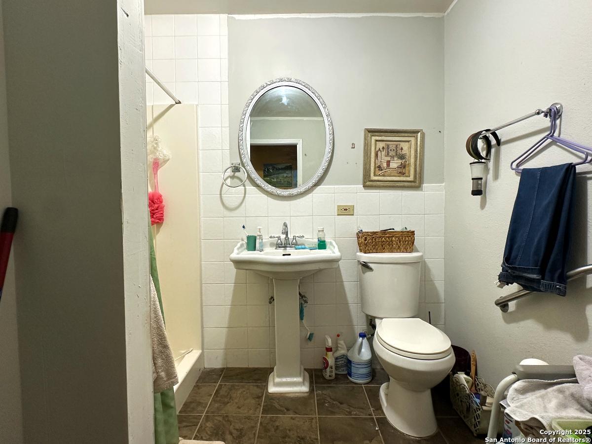 4842 Lord Road San Antonio TX 78220