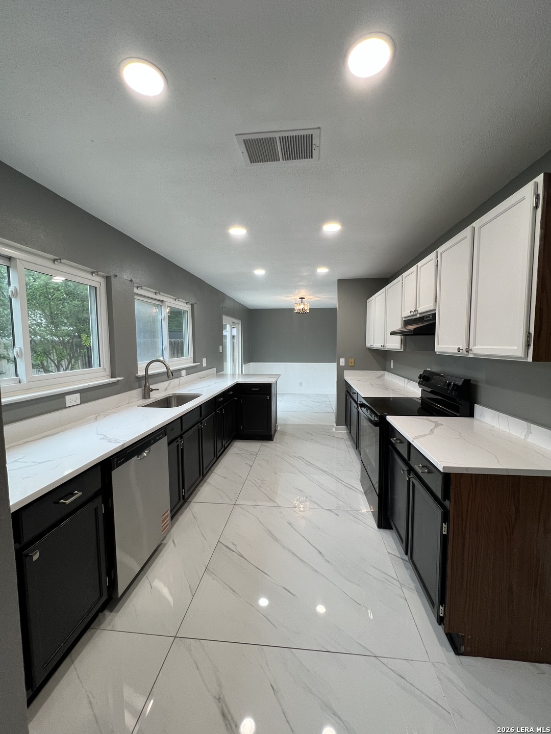 9903 Kelton Drive San Antonio TX 78250
