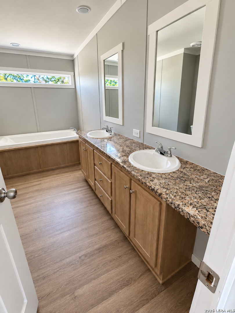 55 Ridgeway Drive Somerset TX 78069