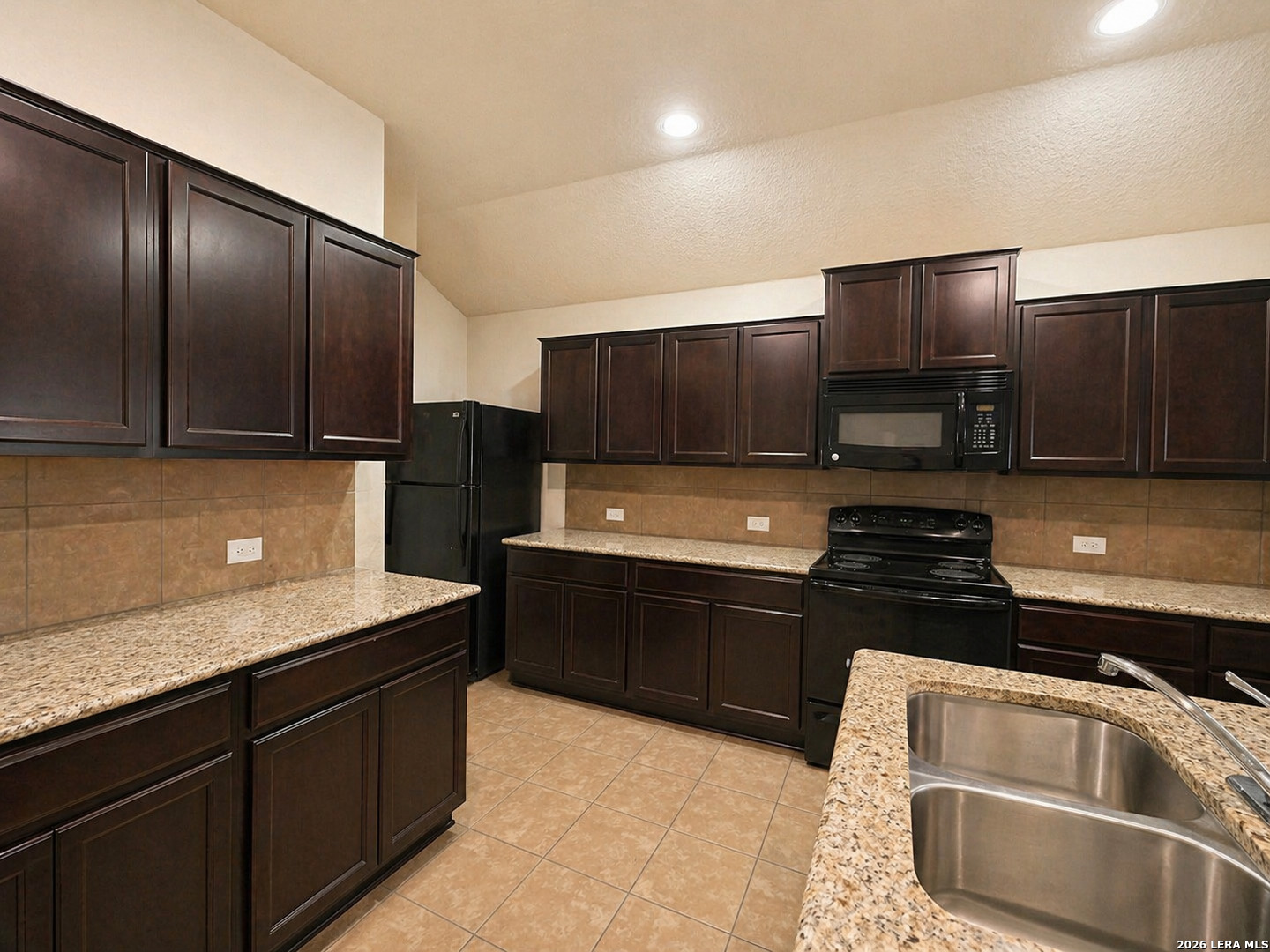 1806 Laurel Pathway San Antonio TX 78245