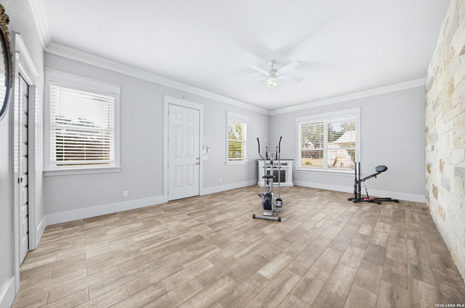 2407 Fm 1283 Pipe Creek TX 78063