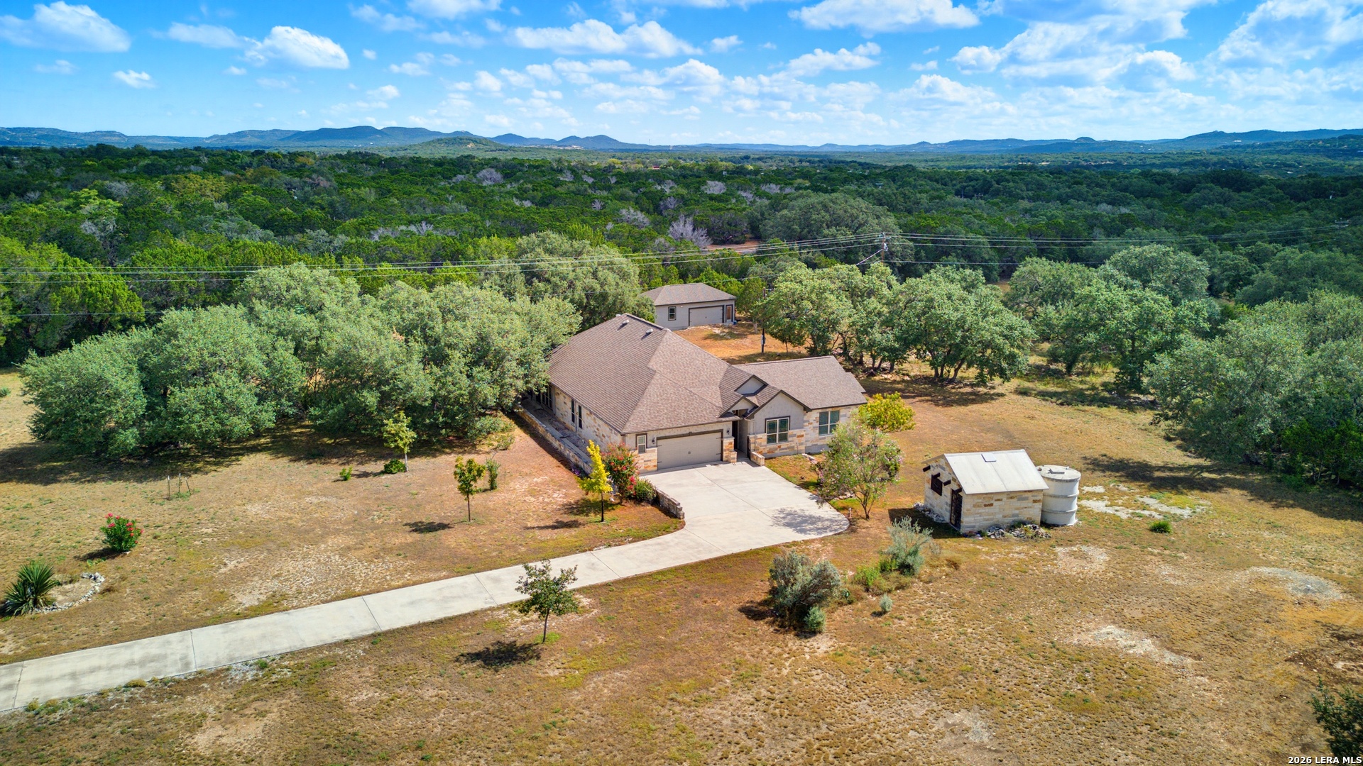 2407 Fm 1283 Pipe Creek TX 78063