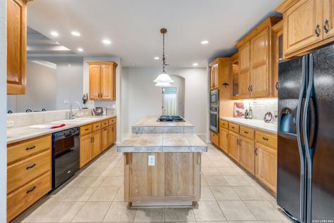 580 County Road 273 Mico TX 78056