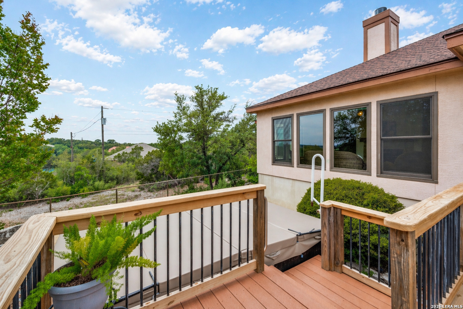 580 County Road 273 Mico TX 78056