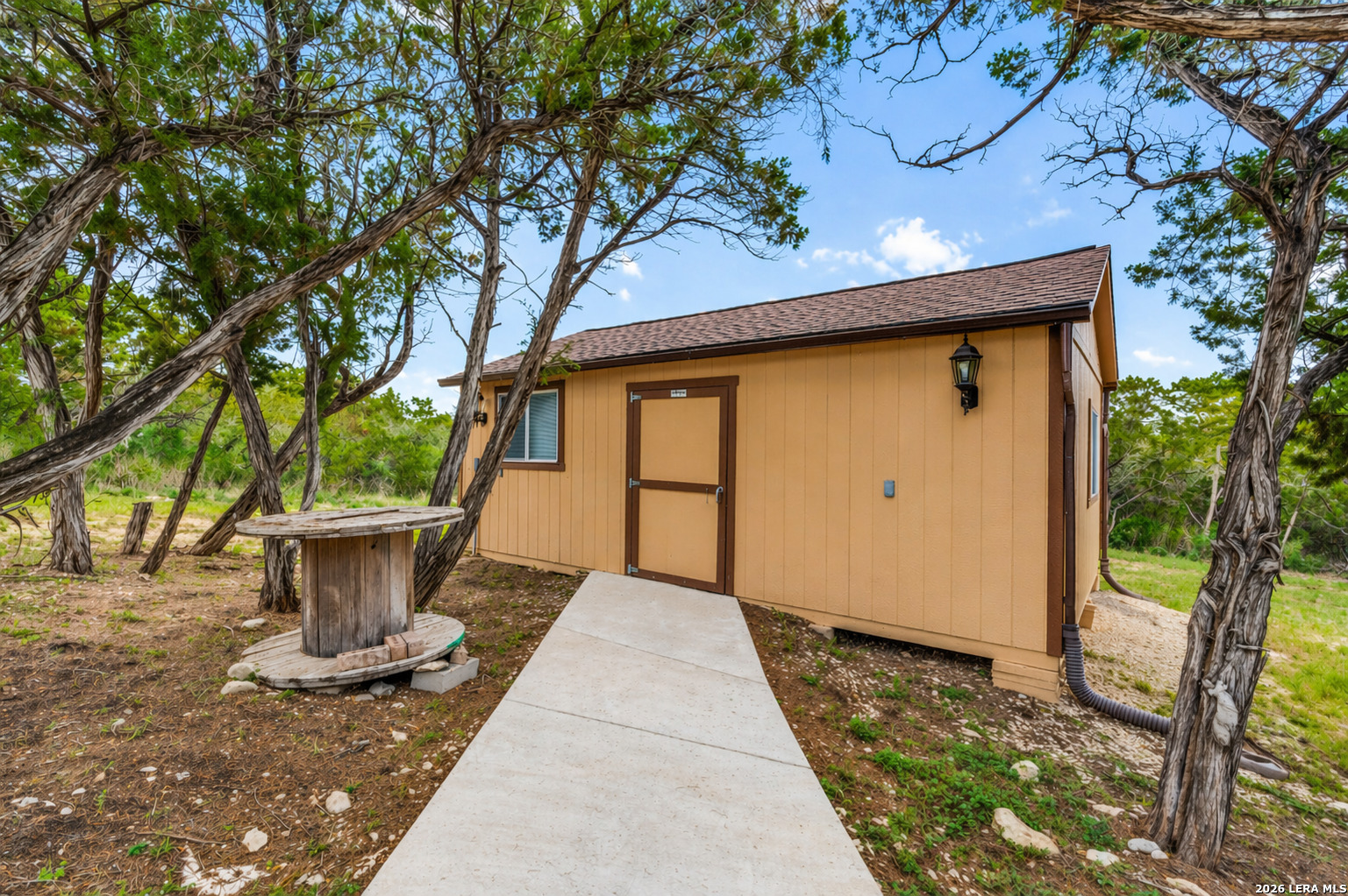580 County Road 273 Mico TX 78056
