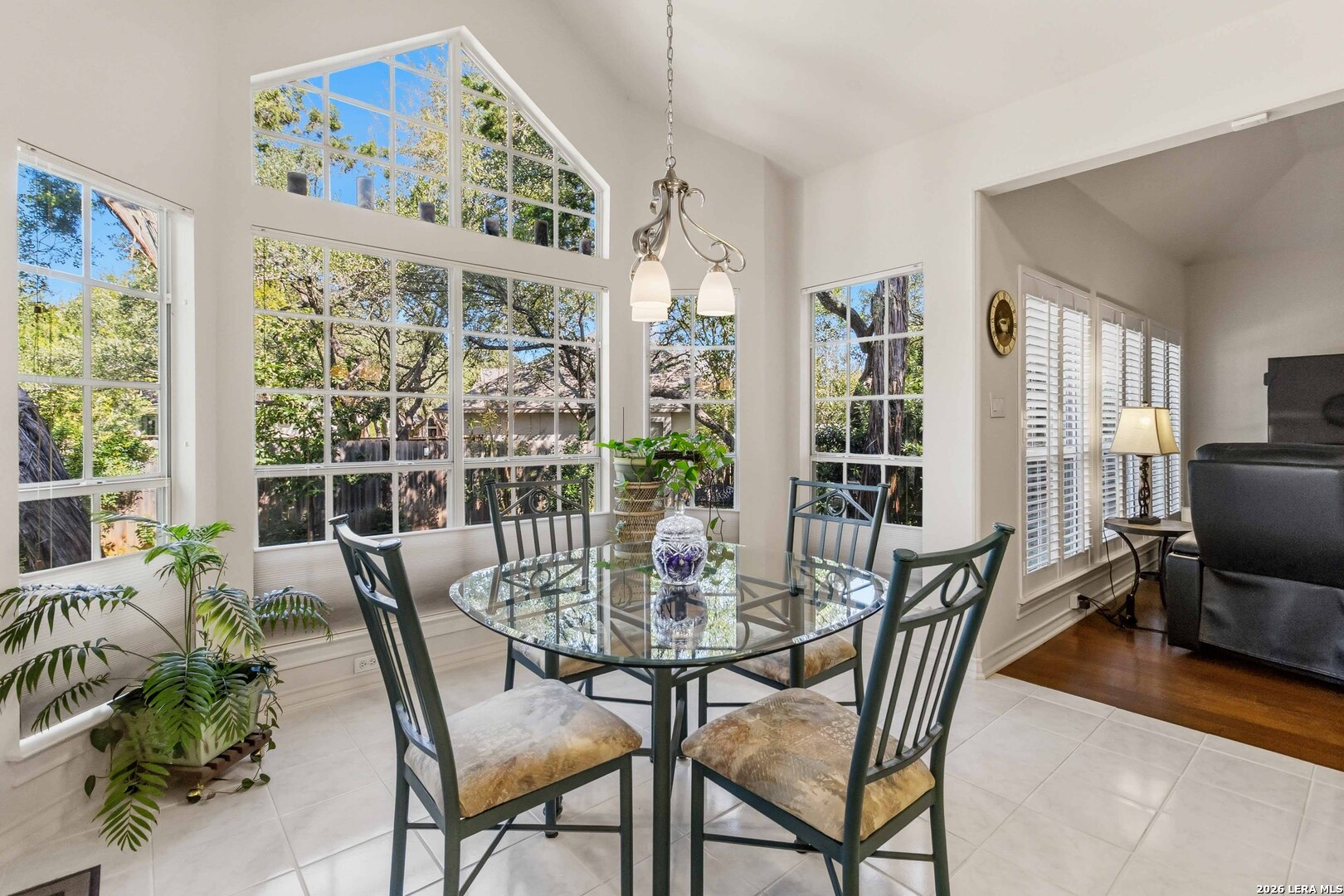 1427 Fawn Creek San Antonio TX 78248