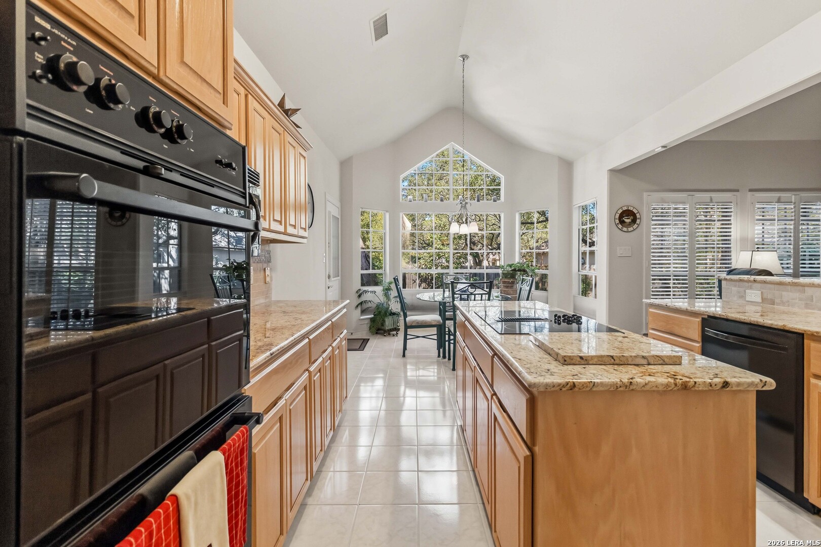1427 Fawn Creek San Antonio TX 78248
