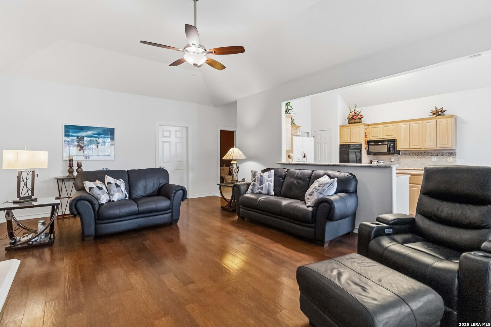 1427 Fawn Creek San Antonio TX 78248