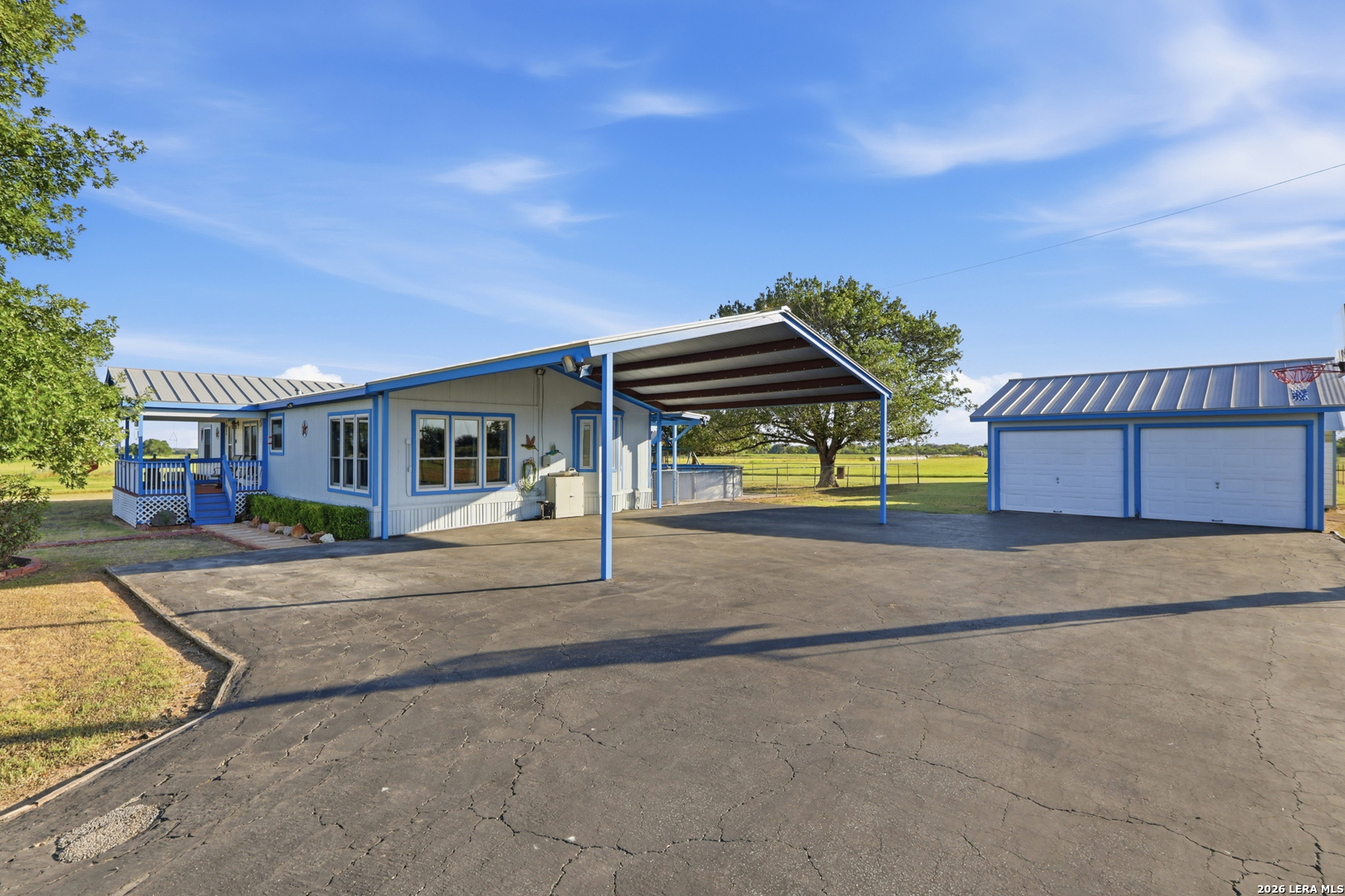 775 Warncke Road La Vernia TX 78121