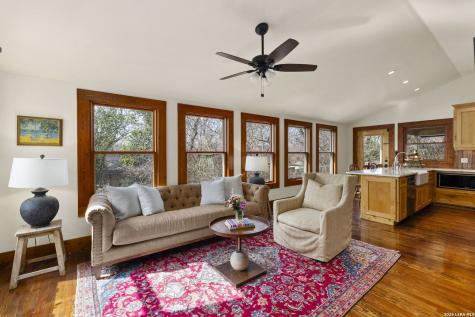 107 High Street Comfort TX 78013