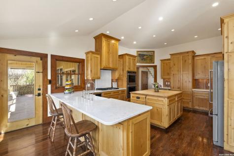 107 High Street Comfort TX 78013
