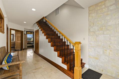 107 High Street Comfort TX 78013