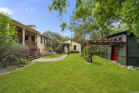 107 High Street Comfort TX 78013