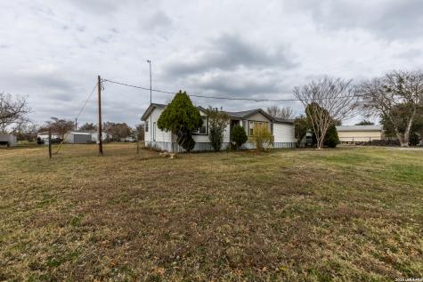 5526 Fm 20 Seguin TX 78155
