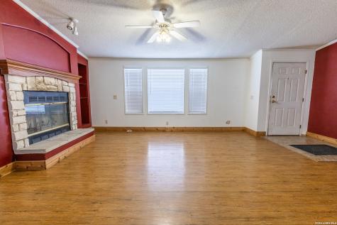 5526 Fm 20 Seguin TX 78155
