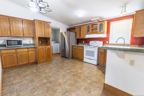 5526 Fm 20 Seguin TX 78155