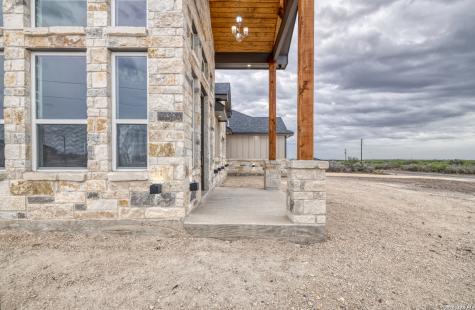 22 Greystone Hills Circle Uvalde TX 78801