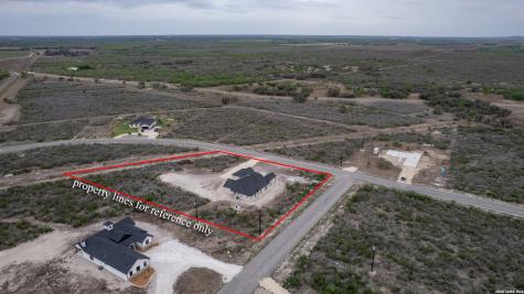 22 Greystone Hills Circle Uvalde TX 78801