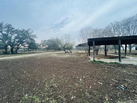 313 County Road 468 Castroville TX 78009