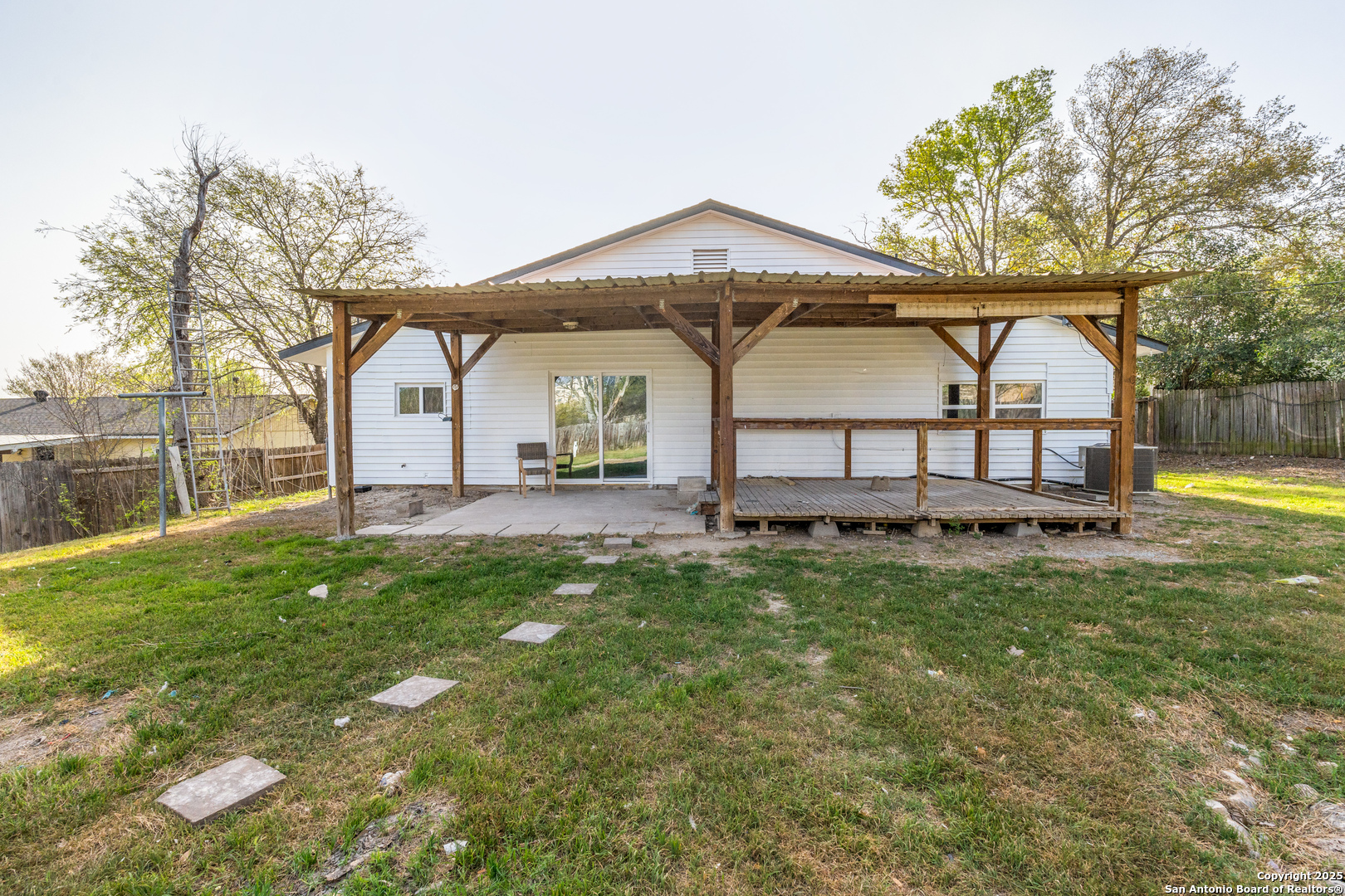 12209 Lucky Oaks Live Oak TX 78233