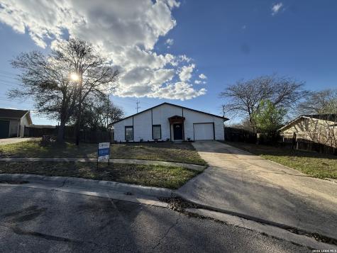 12209 Lucky Oaks Live Oak TX 78233